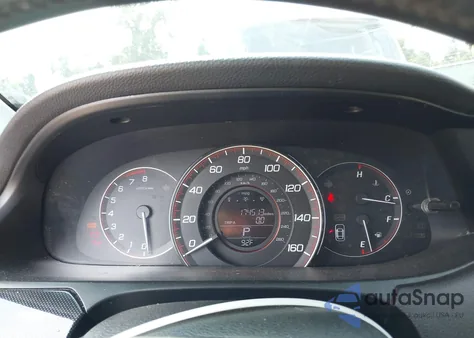 2013 Honda Accord Ex-L V-6 z USA, uszkodzony, nr VIN 1HGCT2B8XDA011317